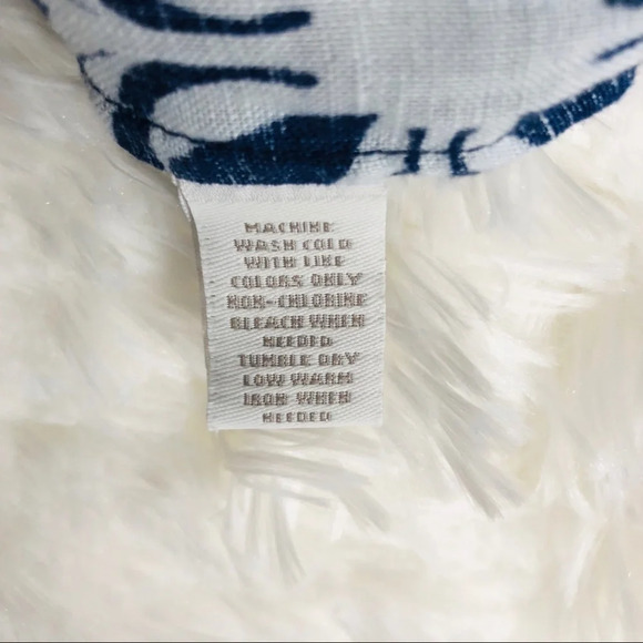 Charter club blouse size small black and white. - Picture 6 of 6